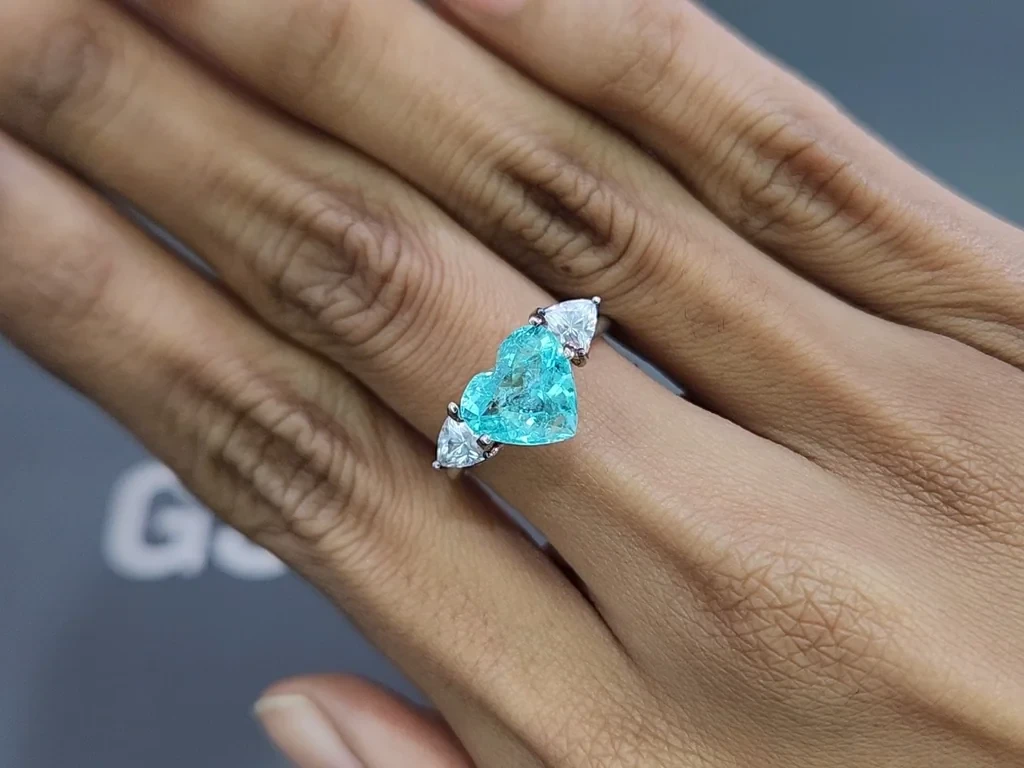 Neon Paraiba tourmaline heart shape 3.05 carats, Mozambique Image №5